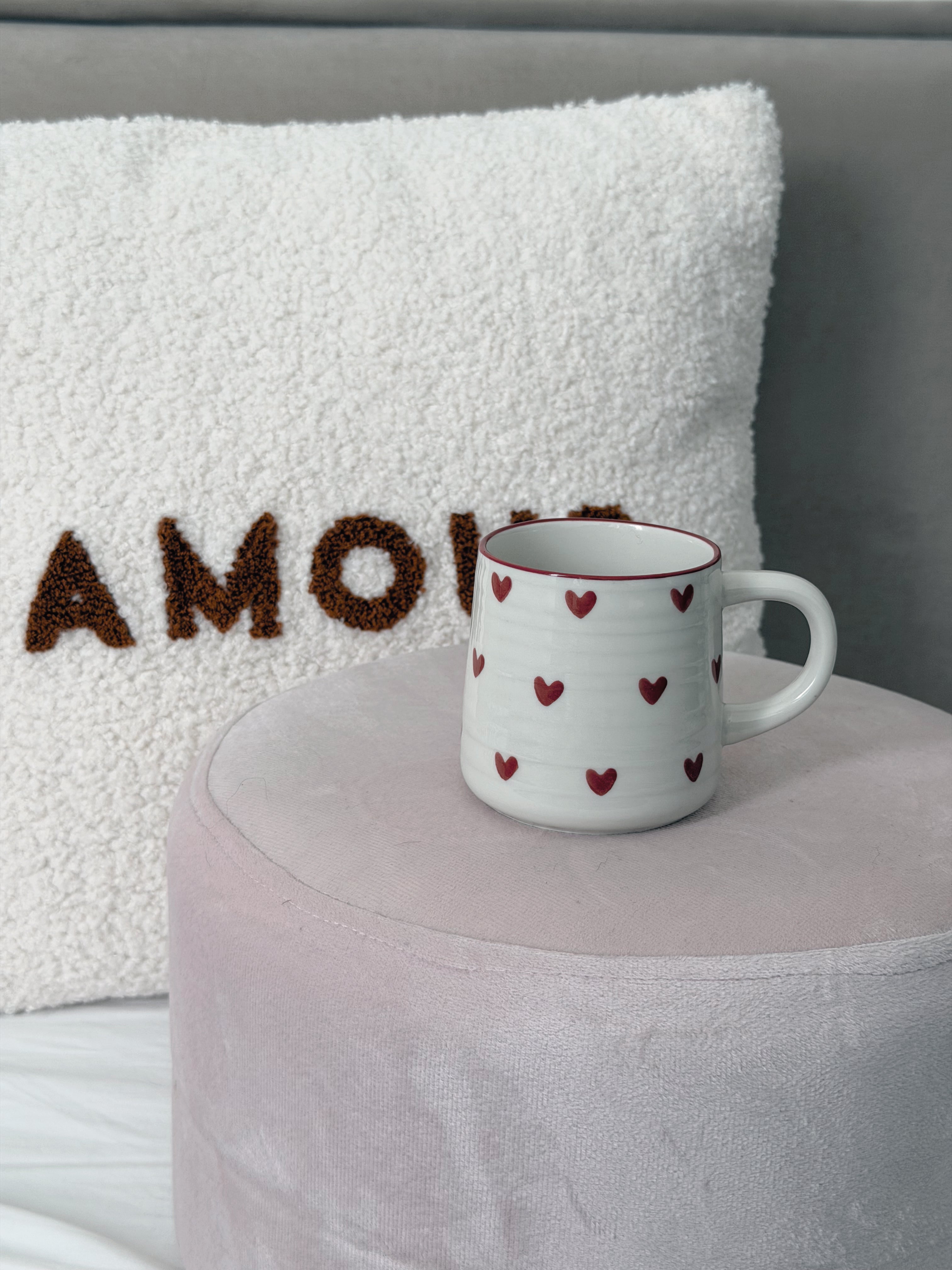 Tasse céramique coeurs rouges cocooning